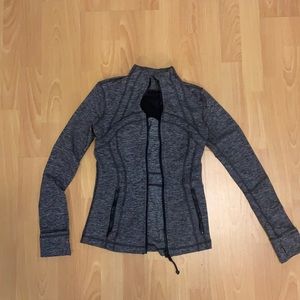 LULULEMON ZIP UP GRAY FITTED JACKET